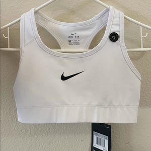 XS Nike White Racerback Sports Bra